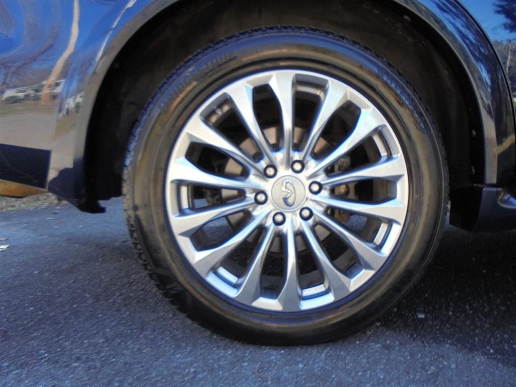 Infiniti QX80 AWD 2017