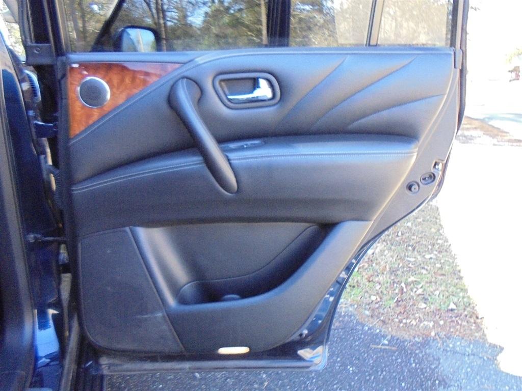 Infiniti QX80 AWD 2017