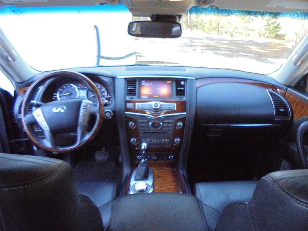 Infiniti QX80 AWD 2017