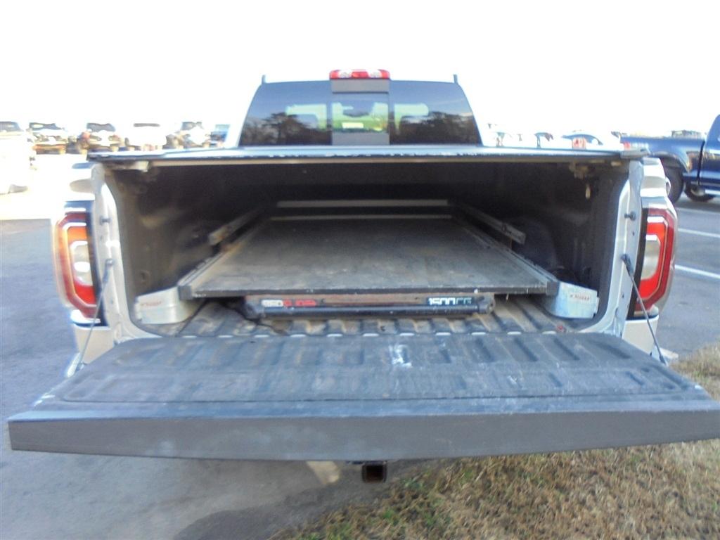 GMC Sierra 1500 4WD Double Cab 143.5" SLT 2018