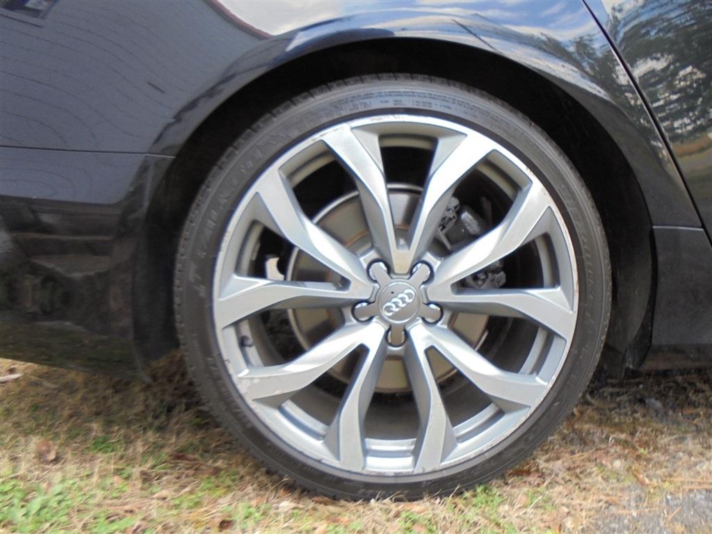 Audi A6 4dr Sdn quattro 3.0T Prestige 2012