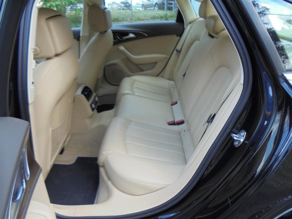 Audi A6 4dr Sdn quattro 3.0T Prestige 2012