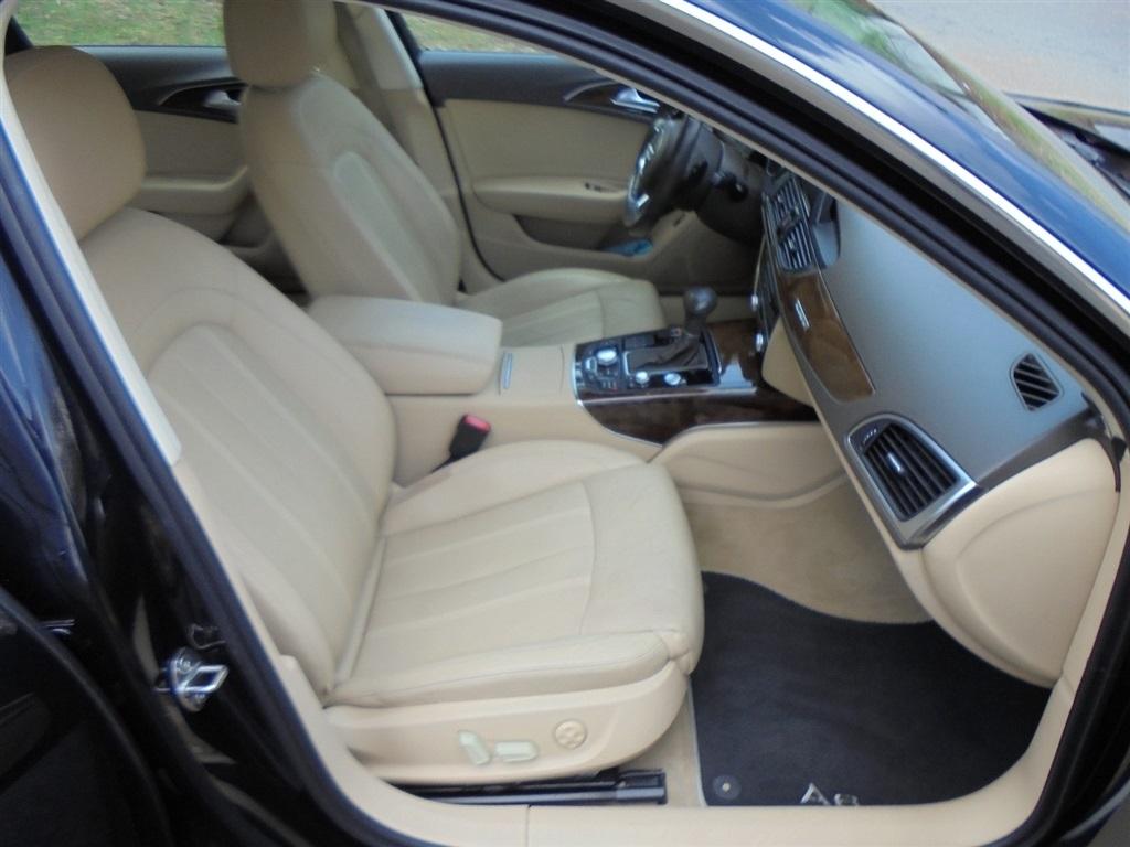 Audi A6 4dr Sdn quattro 3.0T Prestige 2012