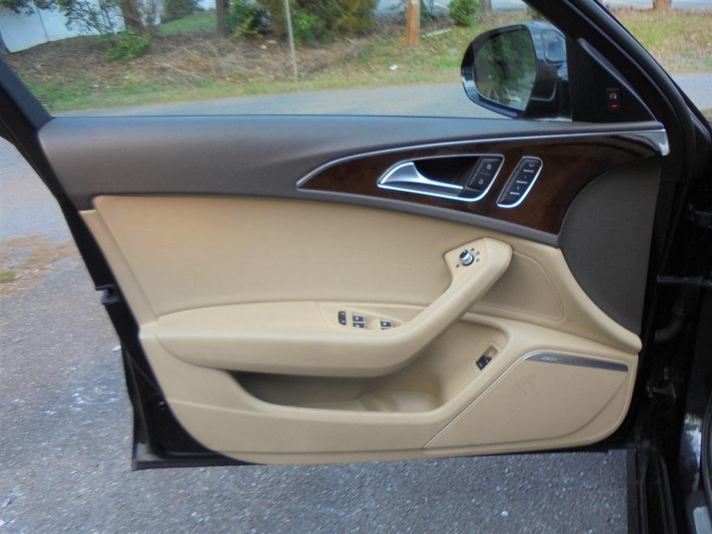 Audi A6 4dr Sdn quattro 3.0T Prestige 2012