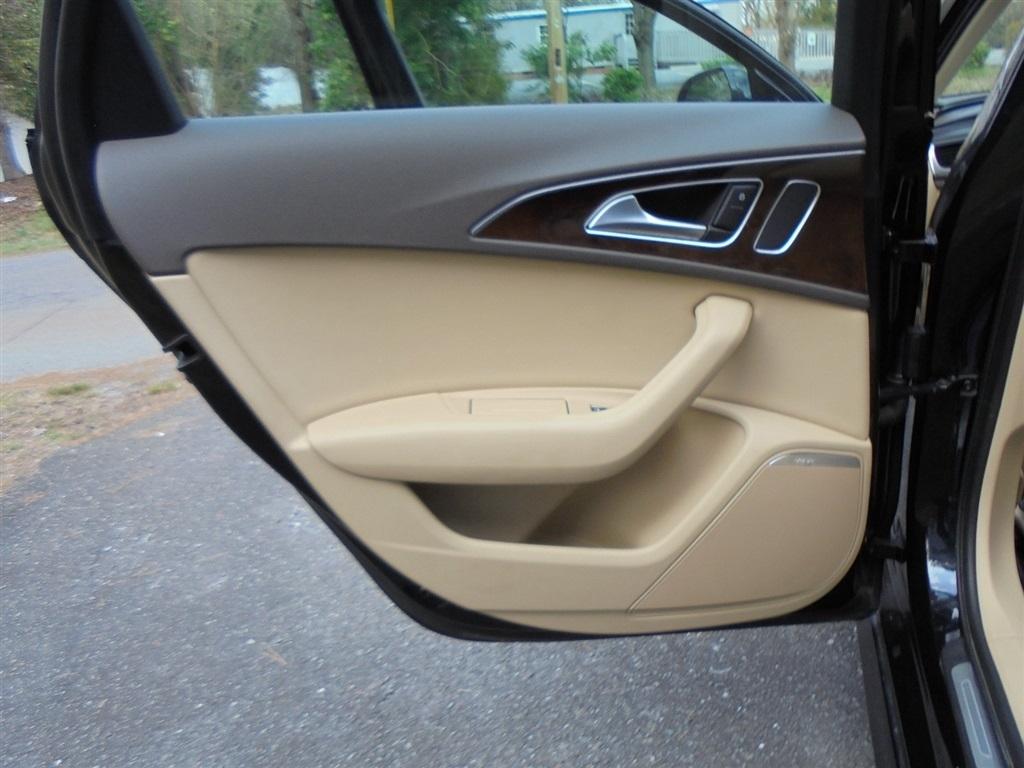 Audi A6 4dr Sdn quattro 3.0T Prestige 2012