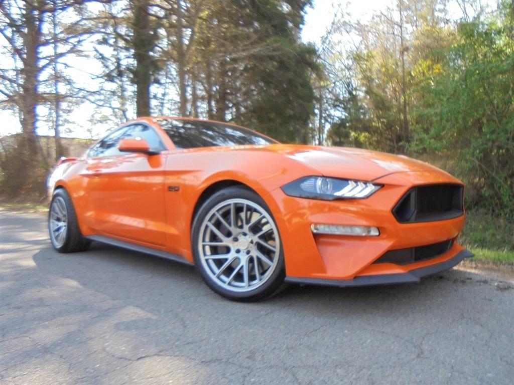 Ford Mustang GT Premium 2D Coupe 2021