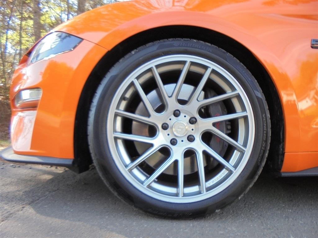 Ford Mustang GT Premium 2D Coupe 2021