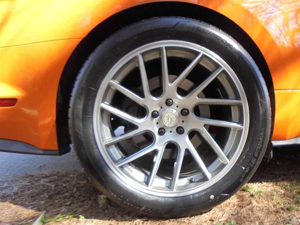 Ford Mustang GT Premium 2D Coupe 2021