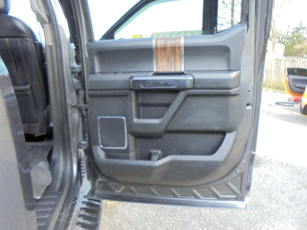 Ford F-150 Lariat 4WD SuperCrew 5.5' Box 2020