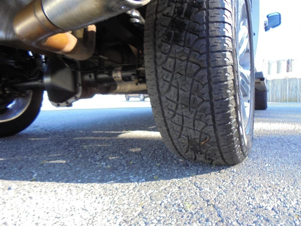 Ford F-150 4WD SuperCrew 145" Lariat 2016