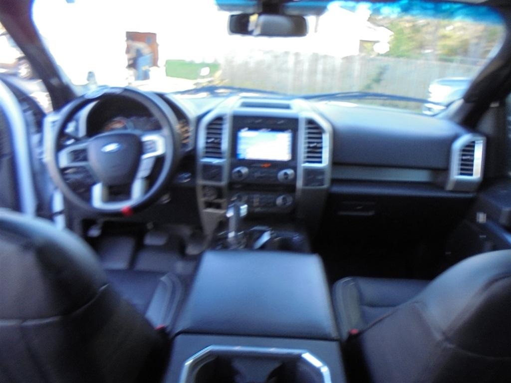 Ford F-150 4WD SuperCrew 145" Lariat 2016