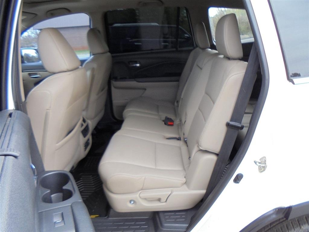 Honda Pilot Touring AWD 2017