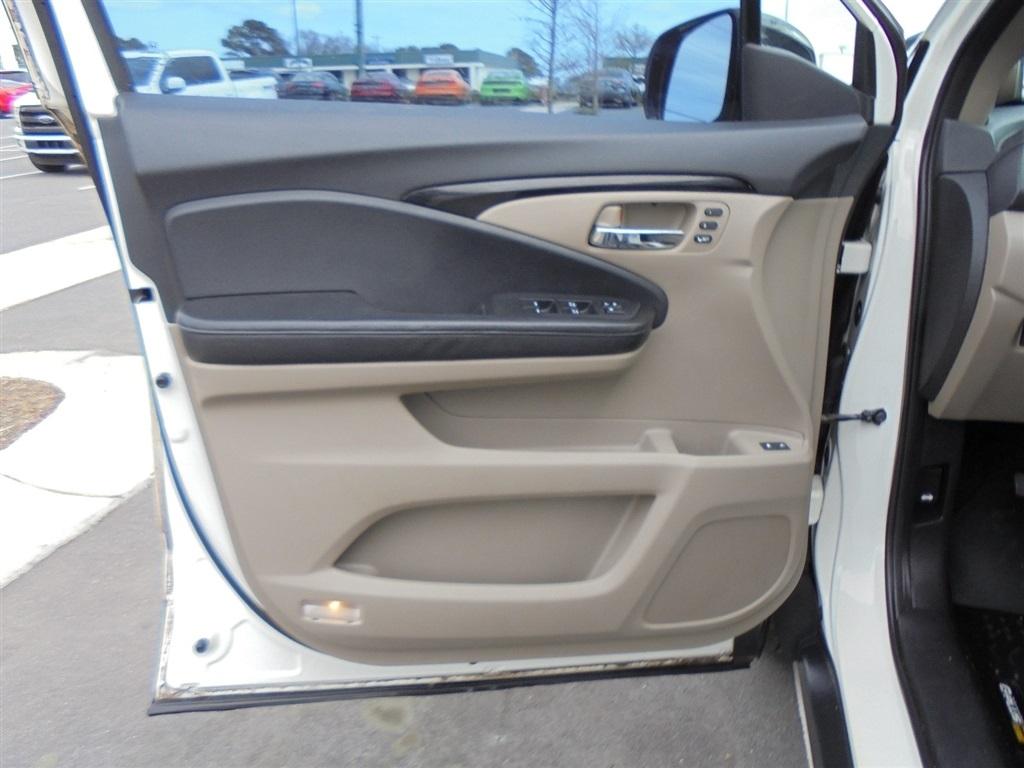 Honda Pilot Touring AWD 2017