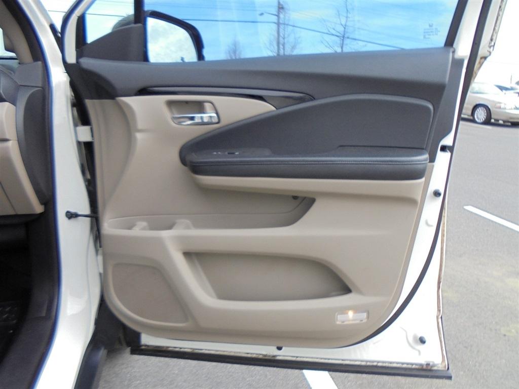 Honda Pilot Touring AWD 2017