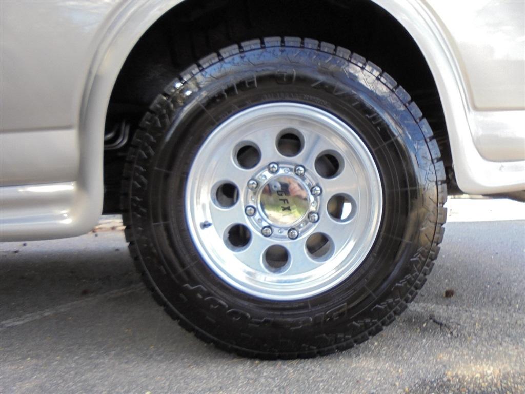 Chevrolet Express Passenger RWD 3500 155" LT 2018