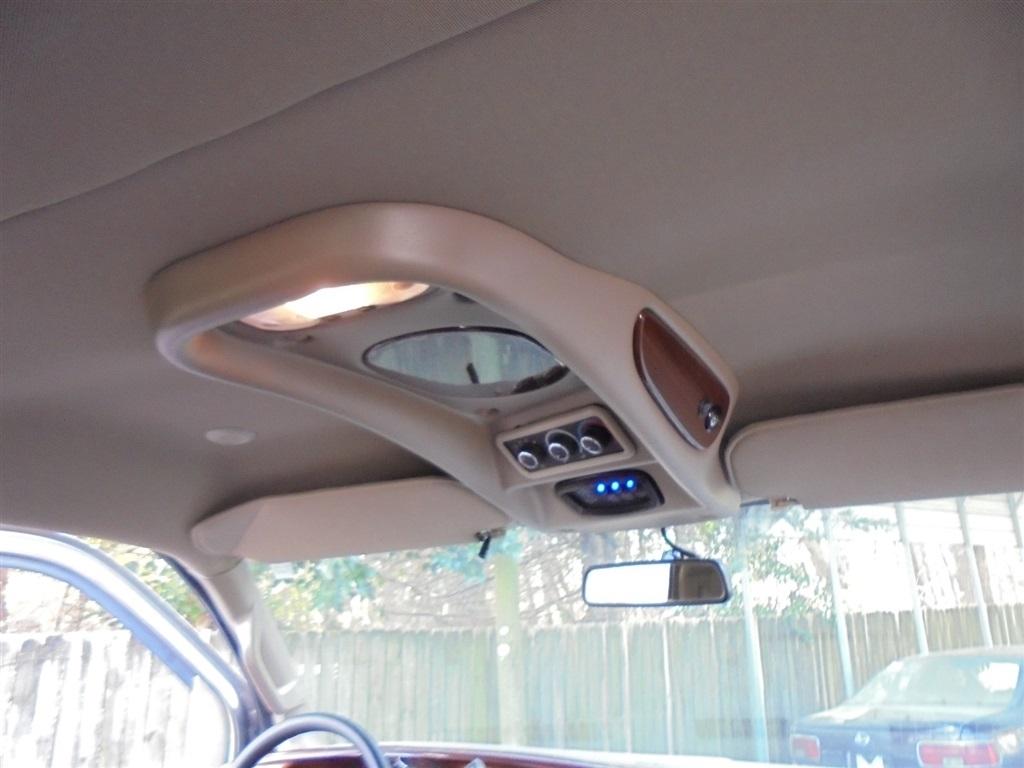 Chevrolet Express Passenger RWD 3500 155" LT 2018