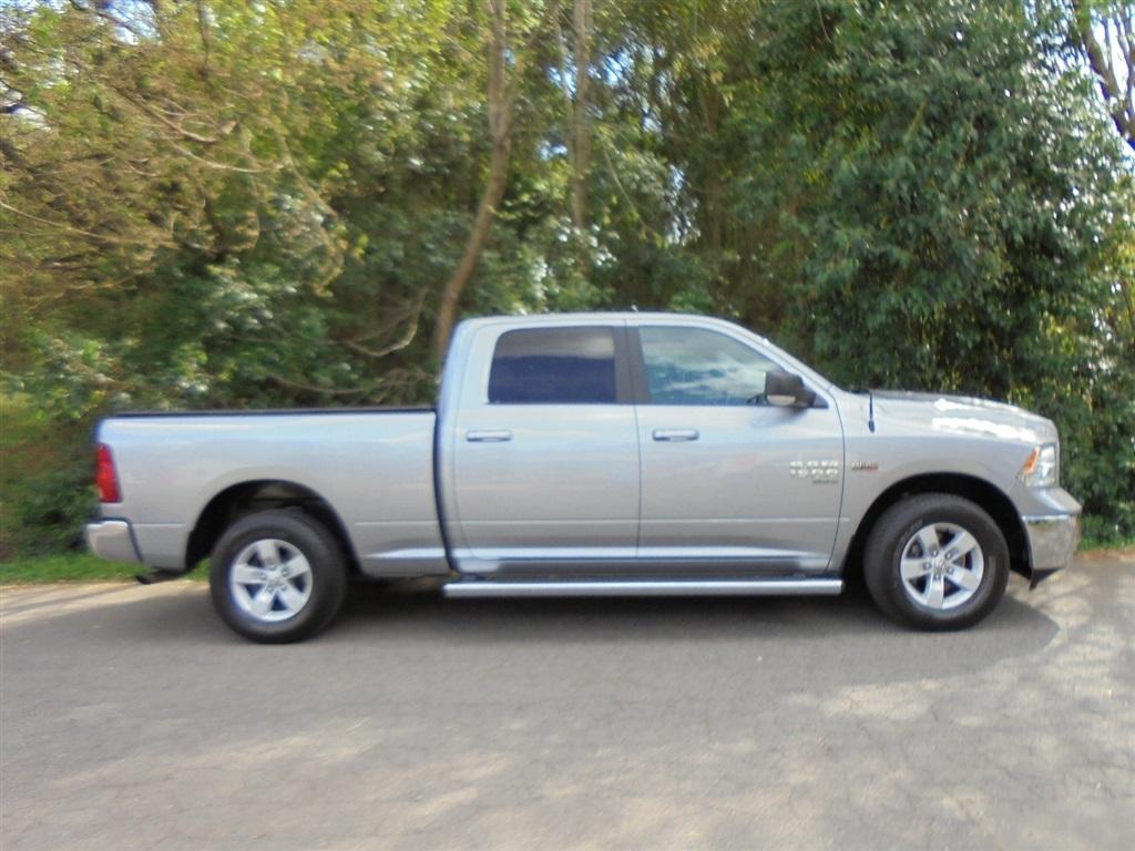 RAM 1500 Classic SLT 4x2 Crew Cab 6'4" Box 2020