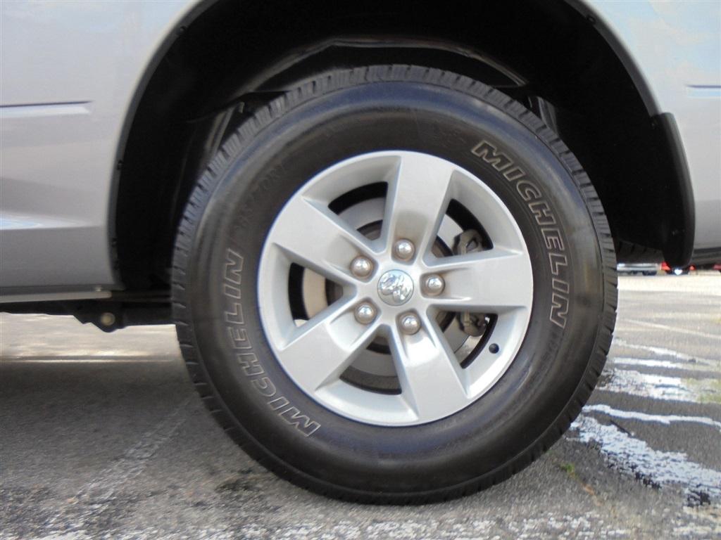 RAM 1500 Classic SLT 4x2 Crew Cab 6'4" Box 2020