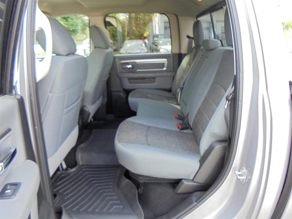 RAM 1500 Classic SLT 4x2 Crew Cab 6'4" Box 2020