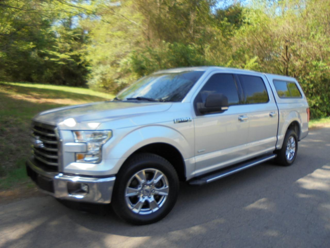2015 Ford F-150 2WD SuperCrew 145" XLT
