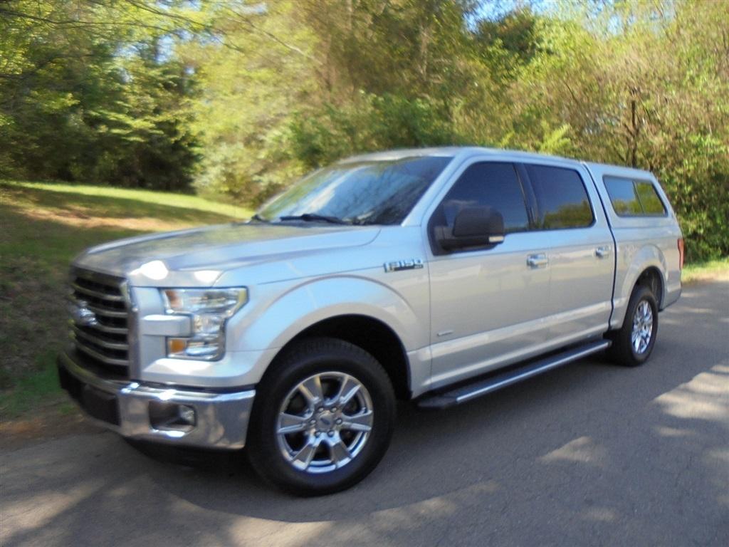 2015 Ford F-150 2WD SuperCrew 145" XLT