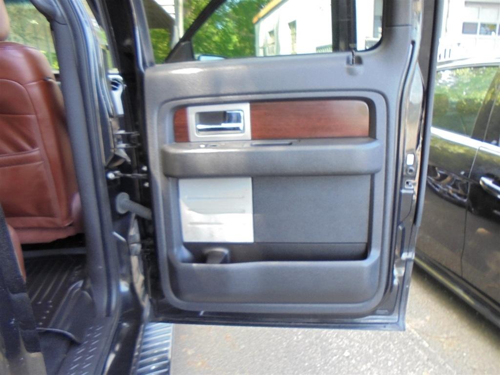 Ford F-150 4WD SuperCrew 145" King Ranch 2013