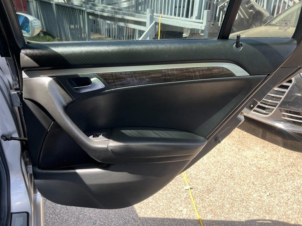 Acura TL 3.2TL with Navigation System 2008