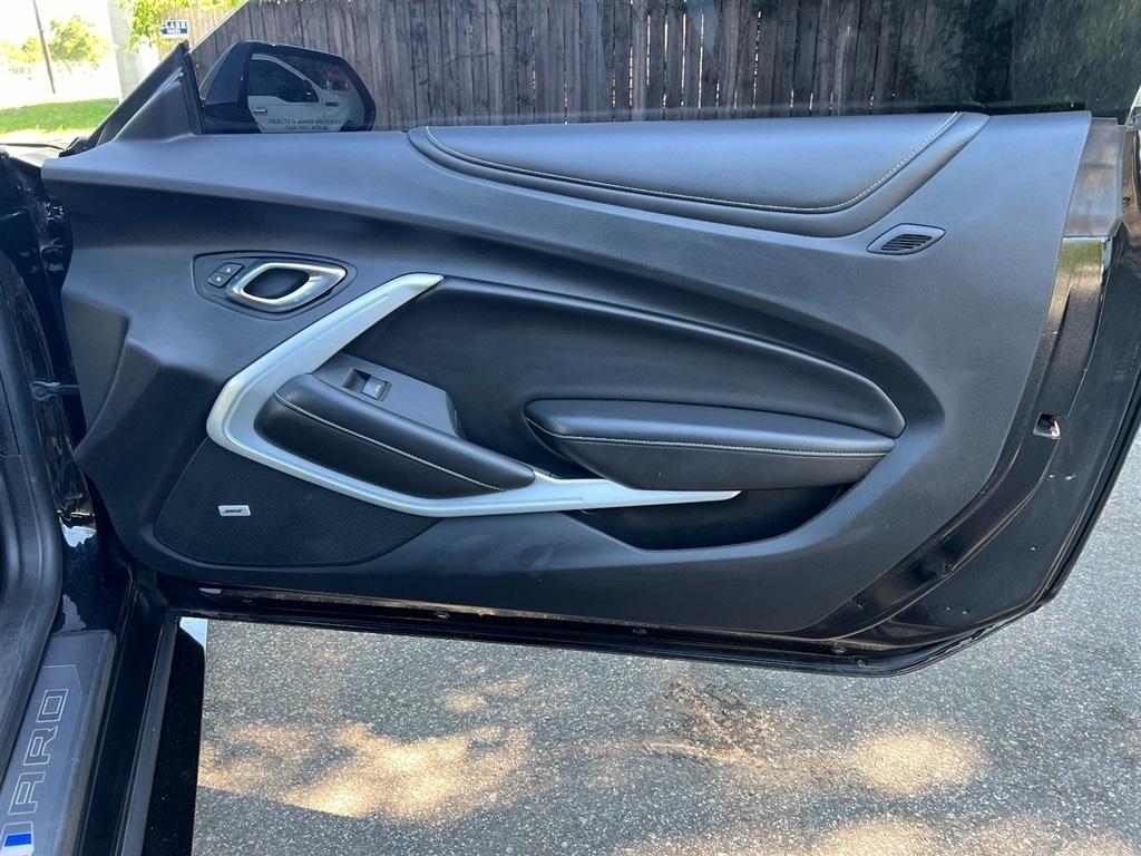 Chevrolet Camaro 2dr Conv 2SS 2018