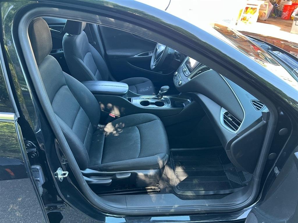 Chevrolet Malibu 4dr Sdn LT 2022