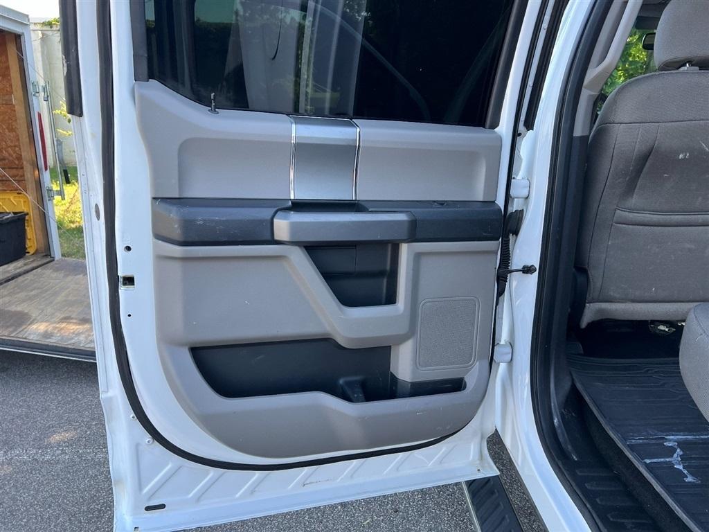 Ford F-150 4WD SuperCrew 145" King Ranch 2015