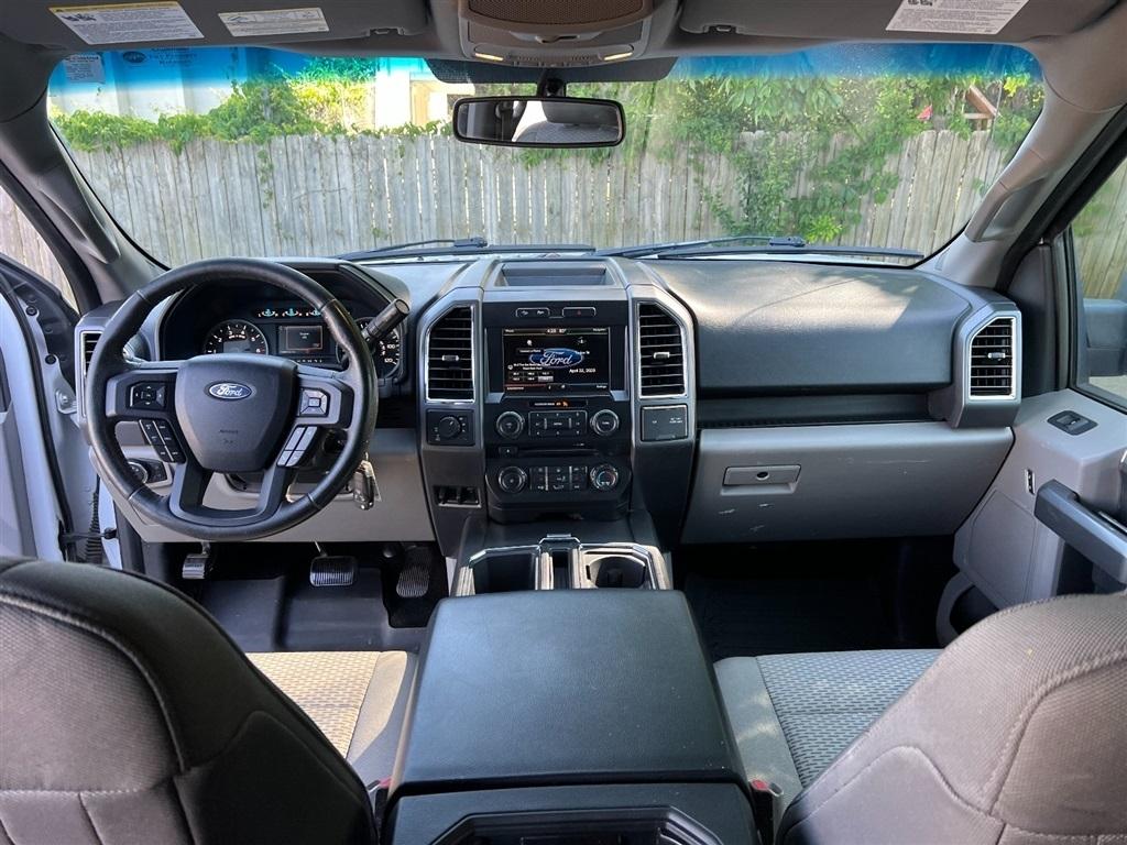 Ford F-150 4WD SuperCrew 145" King Ranch 2015