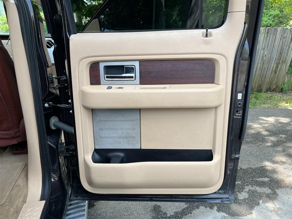 Ford F-150 4WD SuperCrew 145" King Ranch 2014