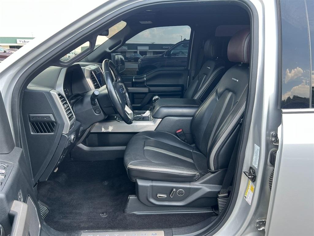 Ford F-150 4WD SuperCrew 145" Platinum 2019
