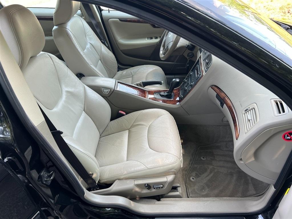 Volvo V70 2.5L Turbo Auto 2006