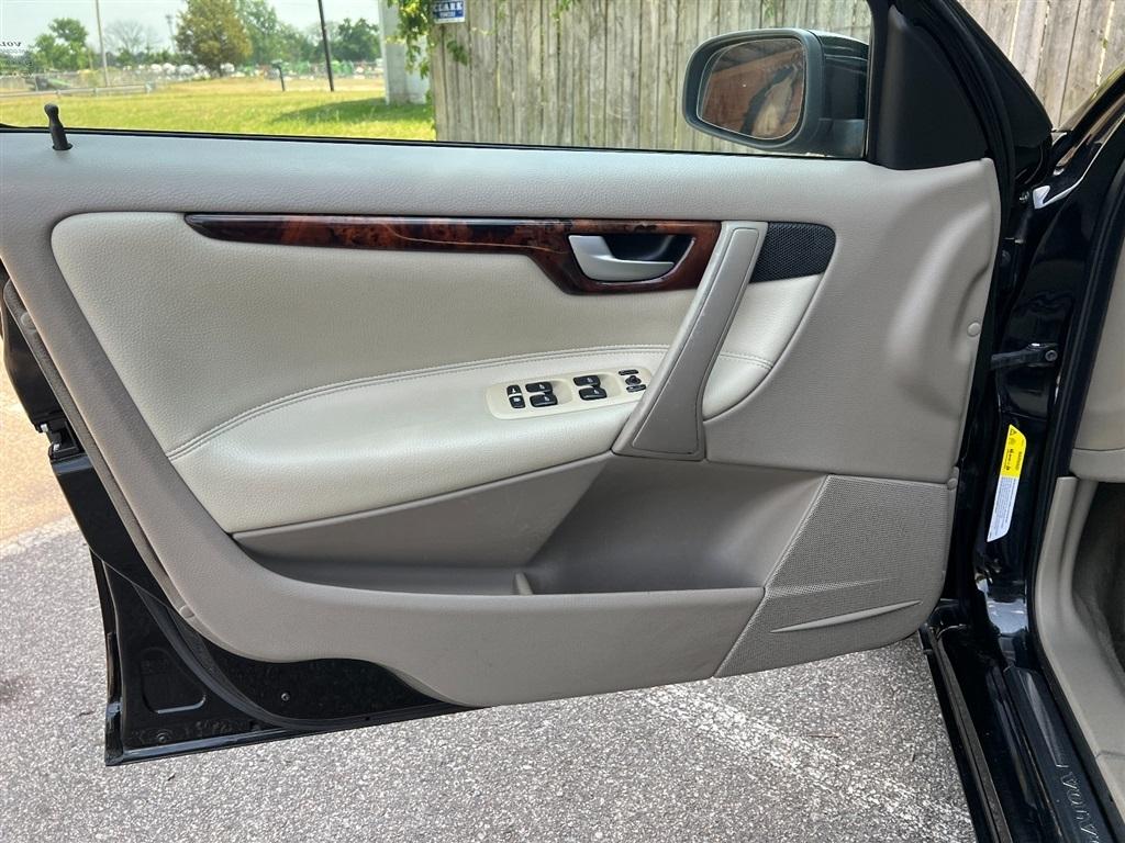 Volvo V70 2.5L Turbo Auto 2006