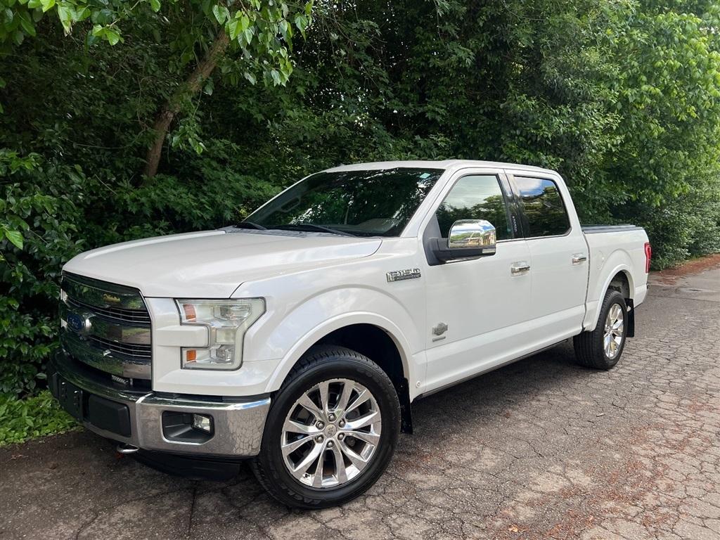 2015 Ford F-150 4WD SuperCrew 145" King Ranch