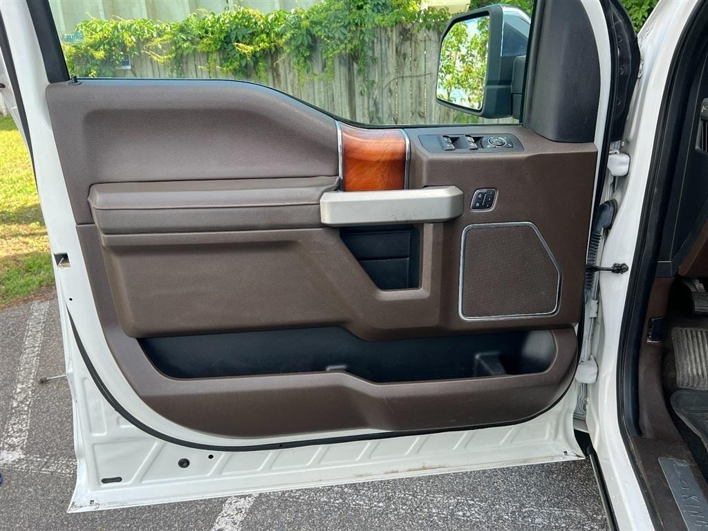 Ford F-150 4WD SuperCrew 145" King Ranch 2015