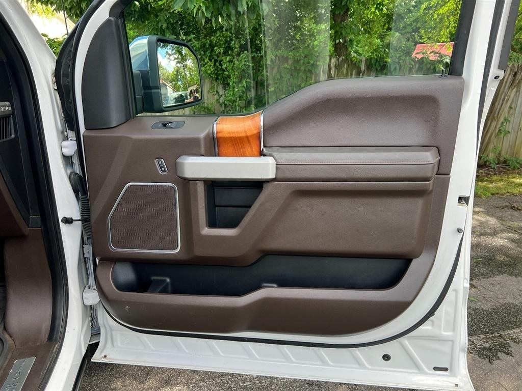 Ford F-150 4WD SuperCrew 145" King Ranch 2015