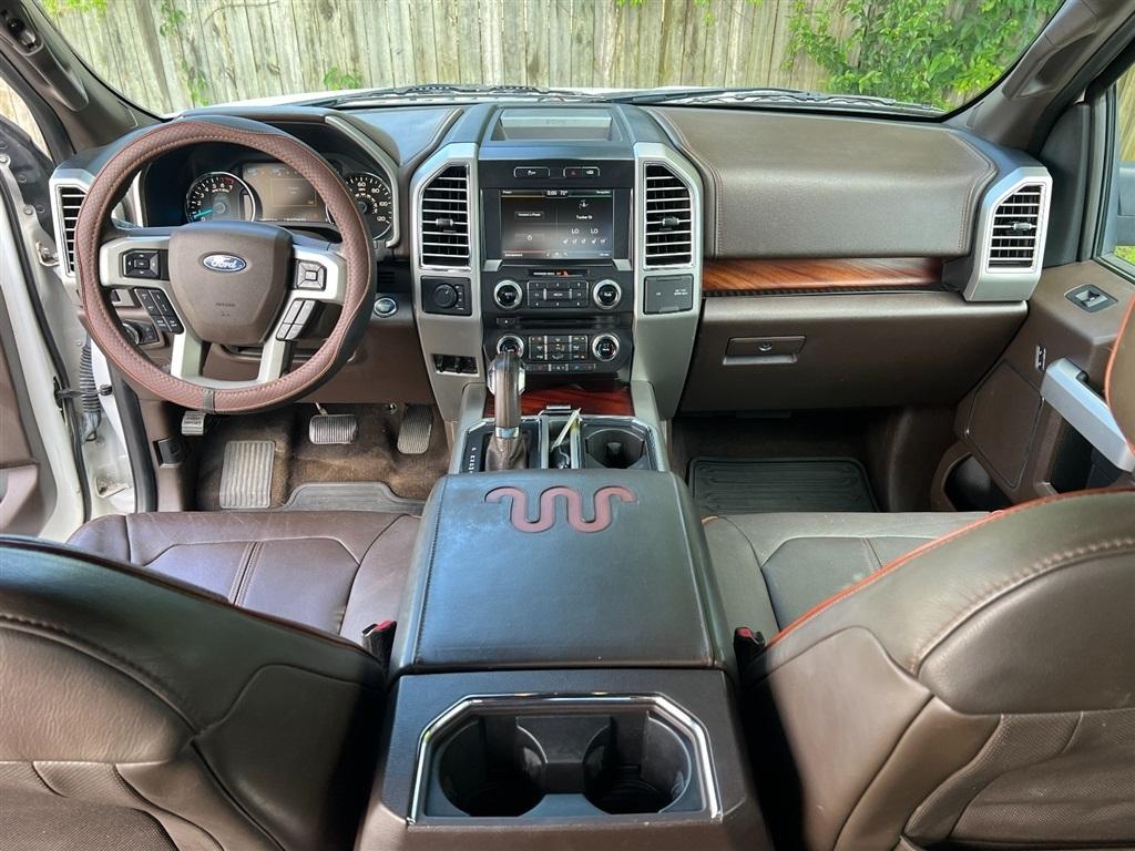 Ford F-150 4WD SuperCrew 145" King Ranch 2015