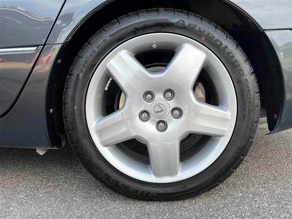 Lexus LS 430 Sedan 2006