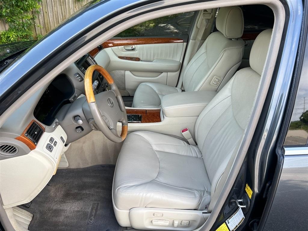 Lexus LS 430 Sedan 2006
