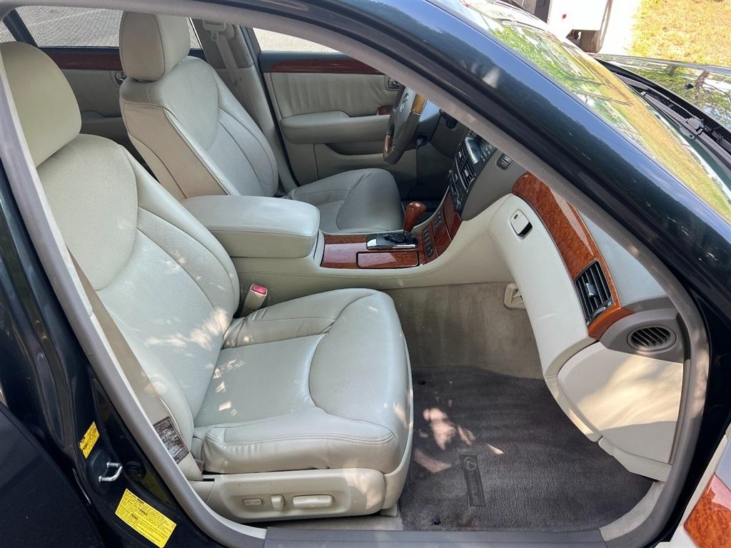 Lexus LS 430 Sedan 2006