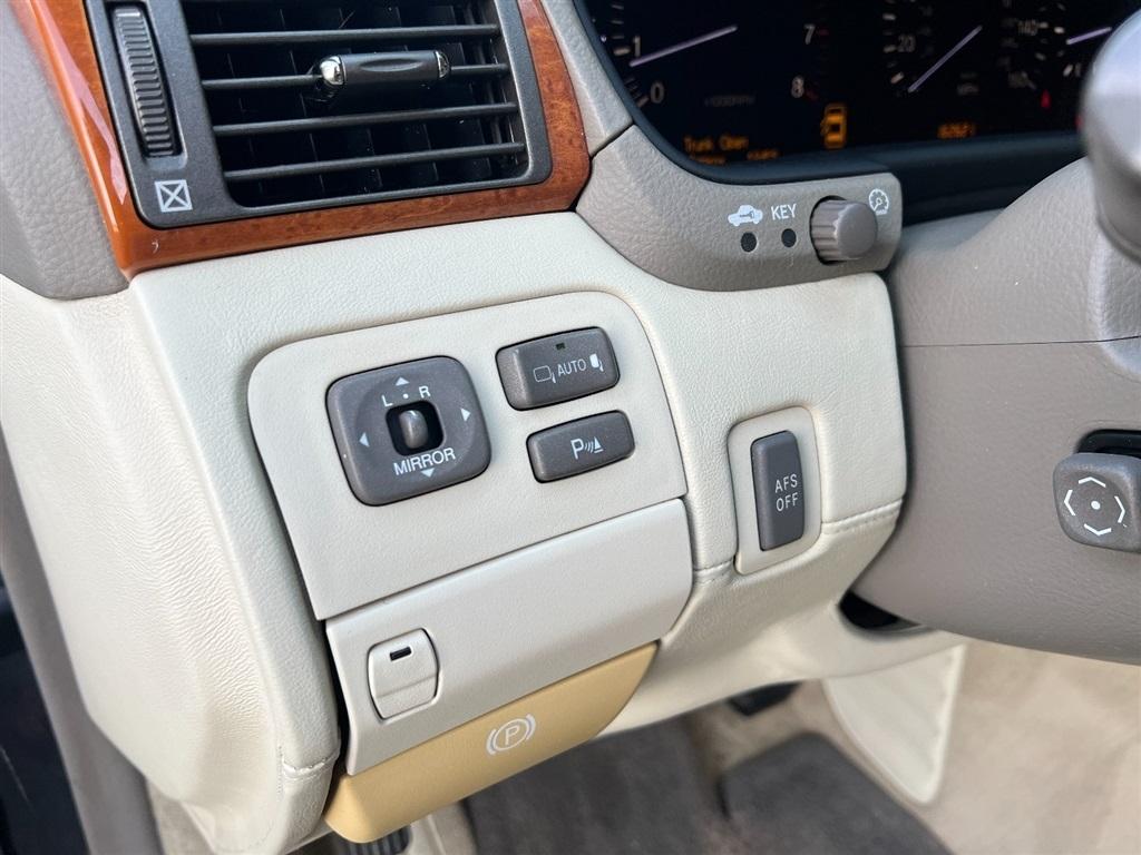 Lexus LS 430 Sedan 2006