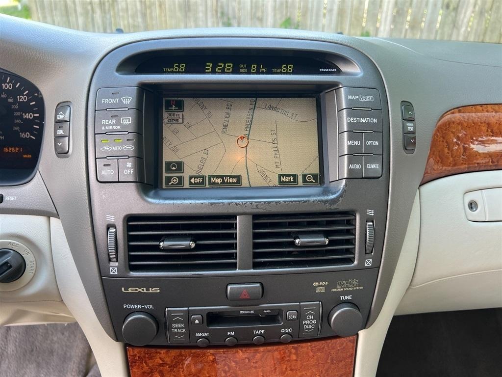 Lexus LS 430 Sedan 2006