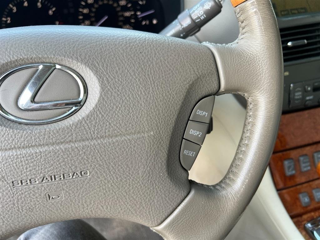 Lexus LS 430 Sedan 2006