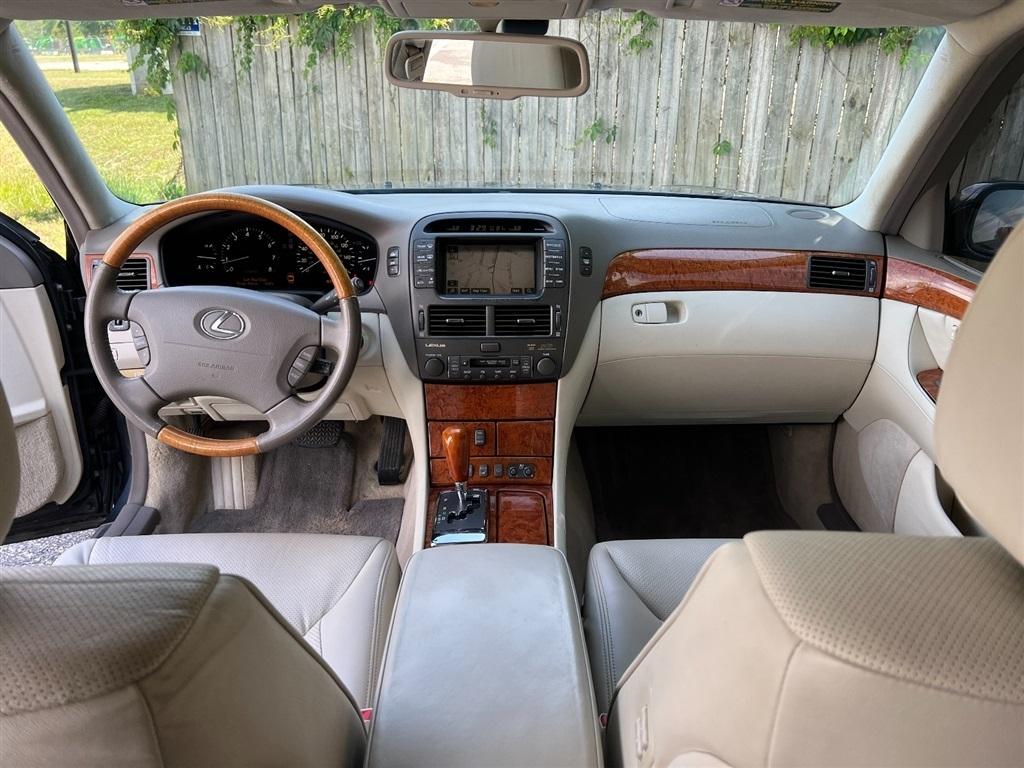 Lexus LS 430 Sedan 2006