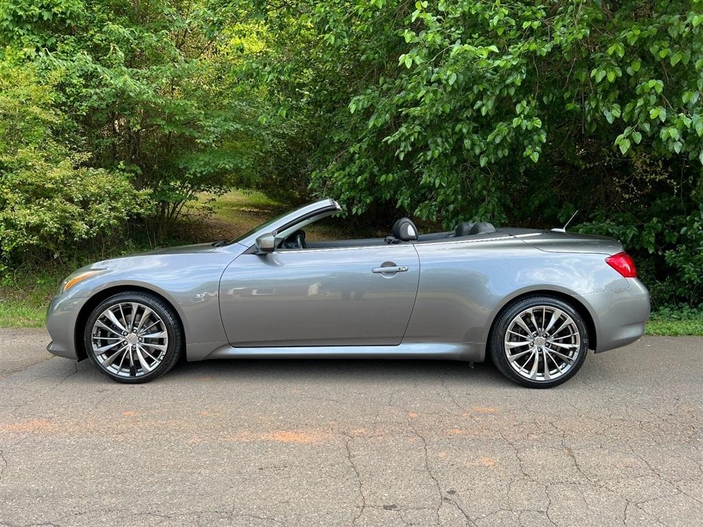 Infiniti Q60 Convertible 2dr 2015