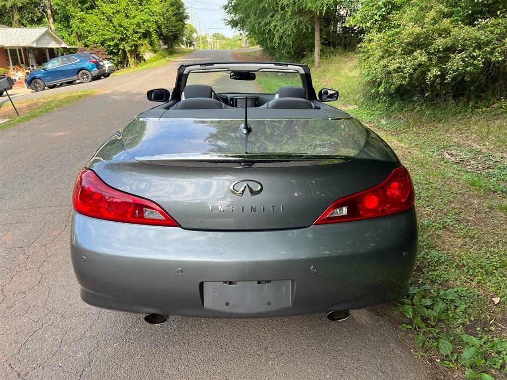 Infiniti Q60 Convertible 2dr 2015