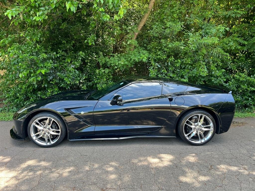Chevrolet Corvette 2dr Stingray Z51 Cpe w/1LT 2016