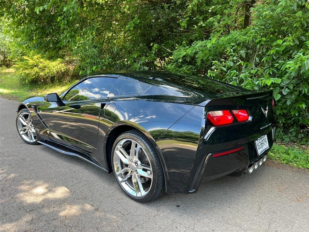 Chevrolet Corvette 2dr Stingray Z51 Cpe w/1LT 2016